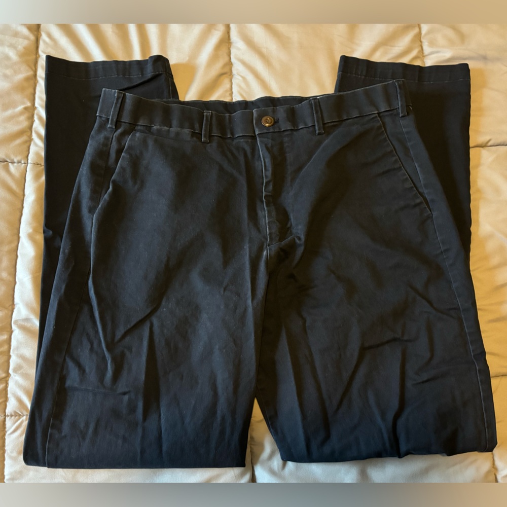 Gap men’s straight leg work trousers in deep blue, size 36/32